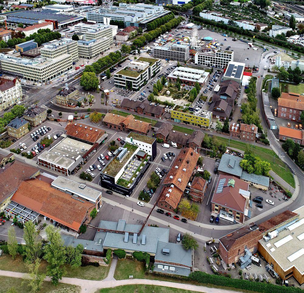 IM KREATIVPARK ALTER SCHLACHTHOF ging lediglich die Nachfrage nach mittelgroßen Flächen leicht zurück, das Gründerzentrum Perfekt Futur ist weiterhin komplett ausgebucht. Foto: Fränkle