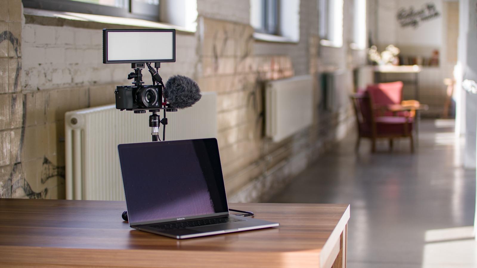 StreamBox - plug & play Streaminglösung für Videokonferenz, Livestream oder Webinar