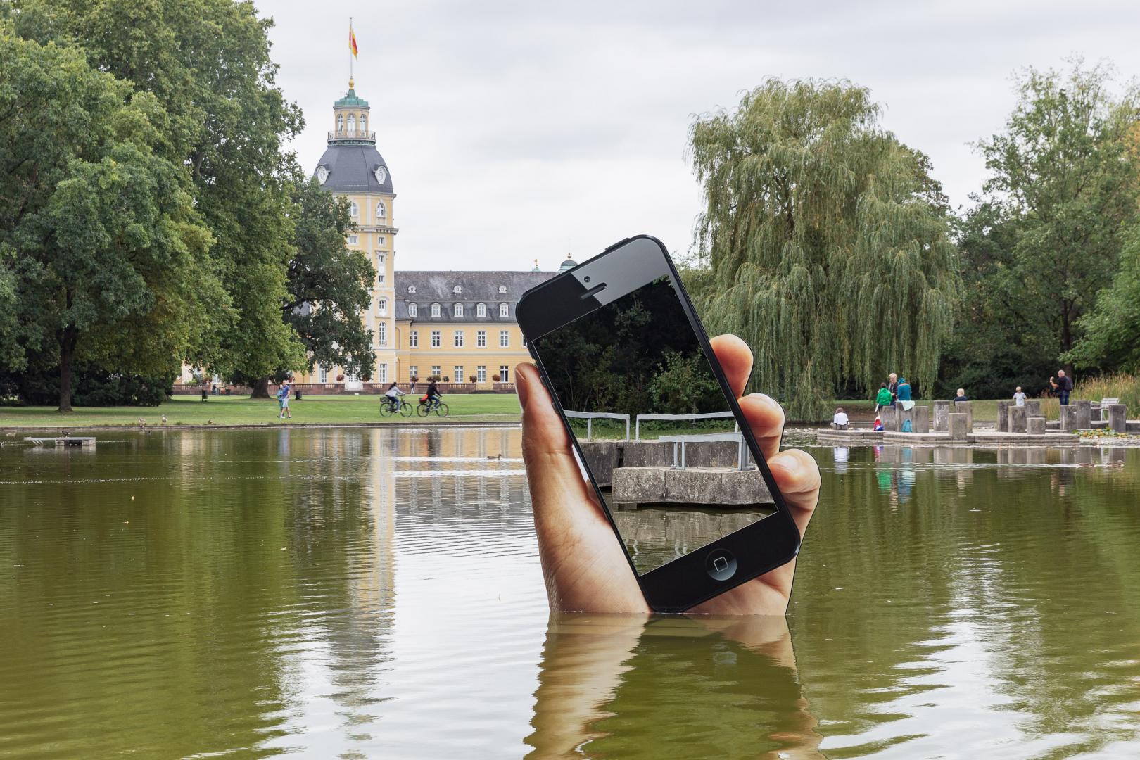 Aram Bartholl, »Obsolete Presence«, 2020, Seasons of Media Arts 2020, © Aram Bartholl, Foto_ Elias Siebert
