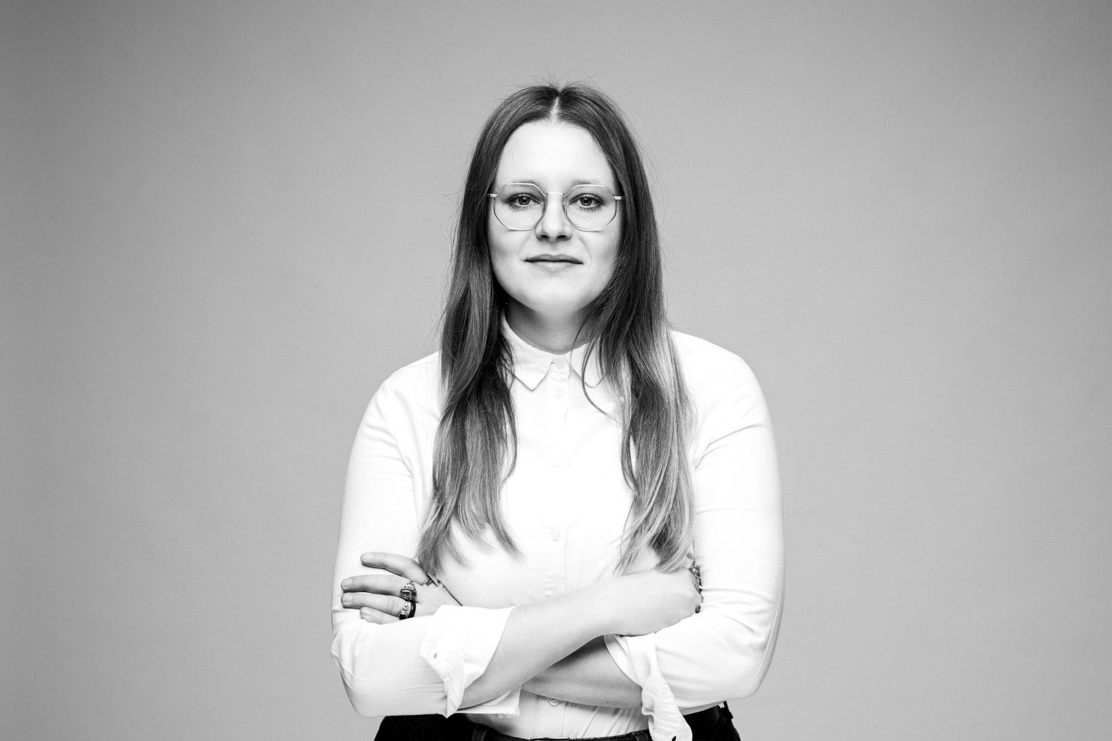 Porträt von Linda Nier