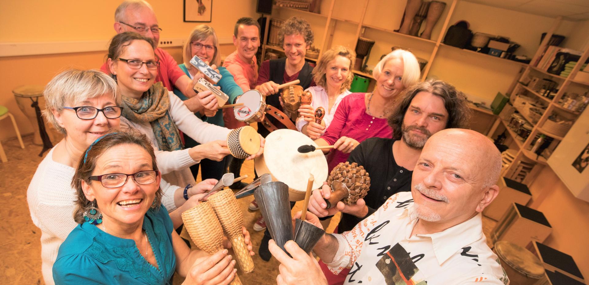Drums & Percussion mit Jan Schowalter