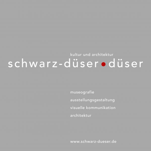 Logo schwarz-düser•düser Graues Quadrat mit Schriftzug schwarz-düser und düser, museografie, ausstellungsgestaltung, visuelle kommunikation und architektur