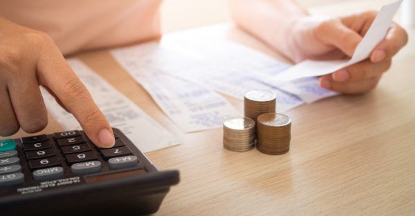 Symboldbild Finanzierung, Geld; Bild: Canva